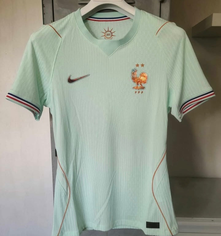 maillot équipe de france 2026 vert 